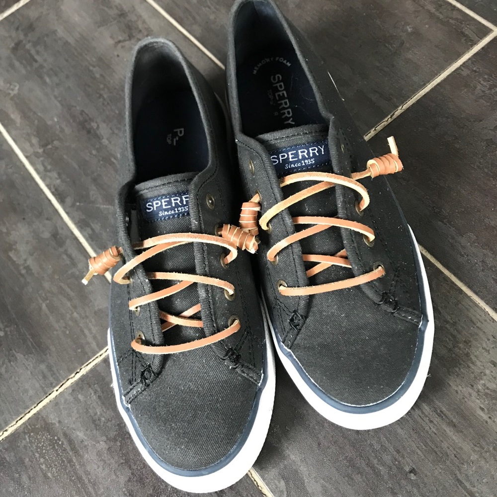 Sperry size 7 shoes